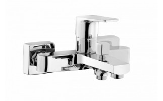 TREYA Смеситель для ванны с коротким изливом AZ-15680501